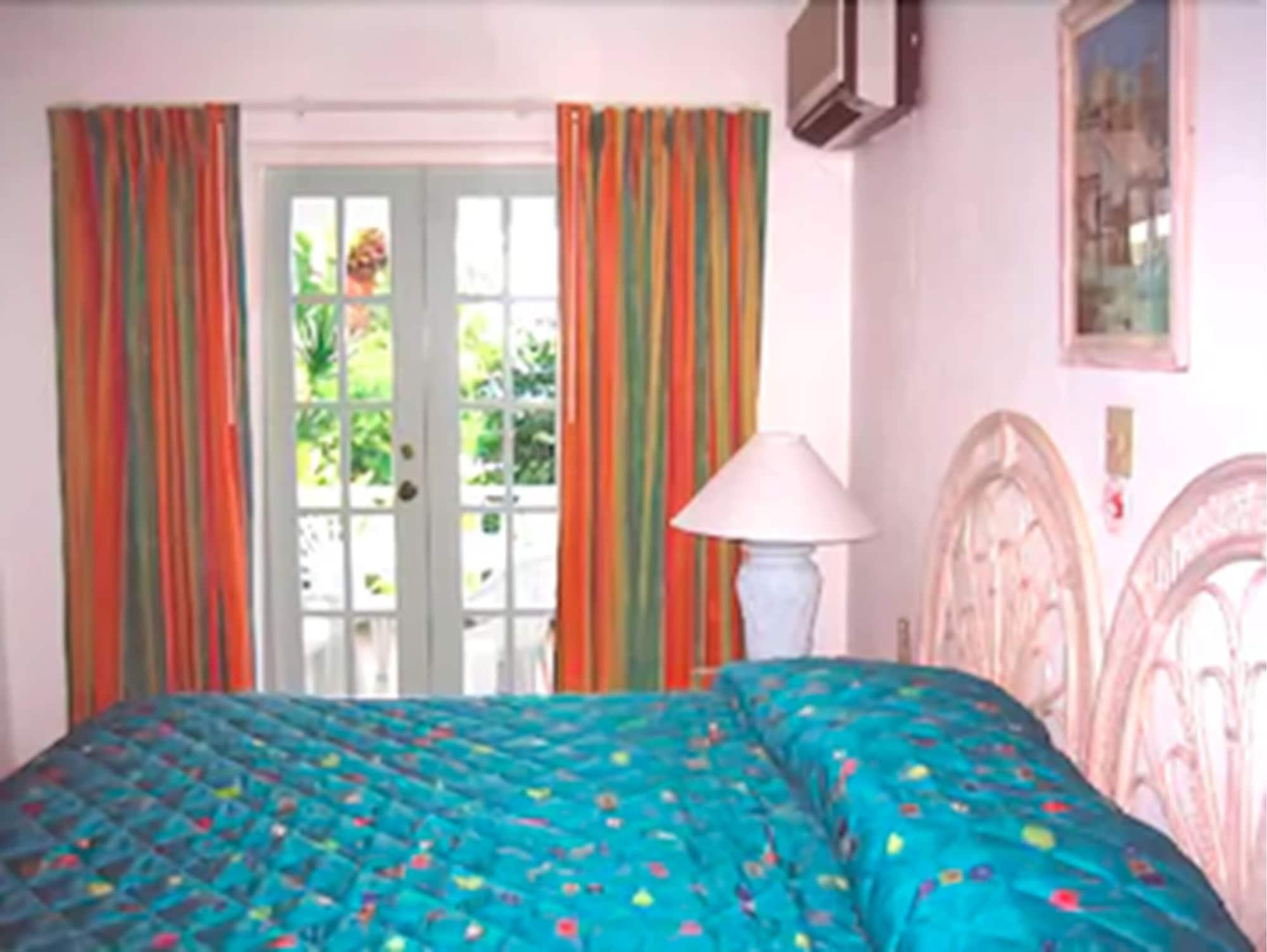 Dickenson Bay Cottages Cedar Grove ภายนอก รูปภาพ