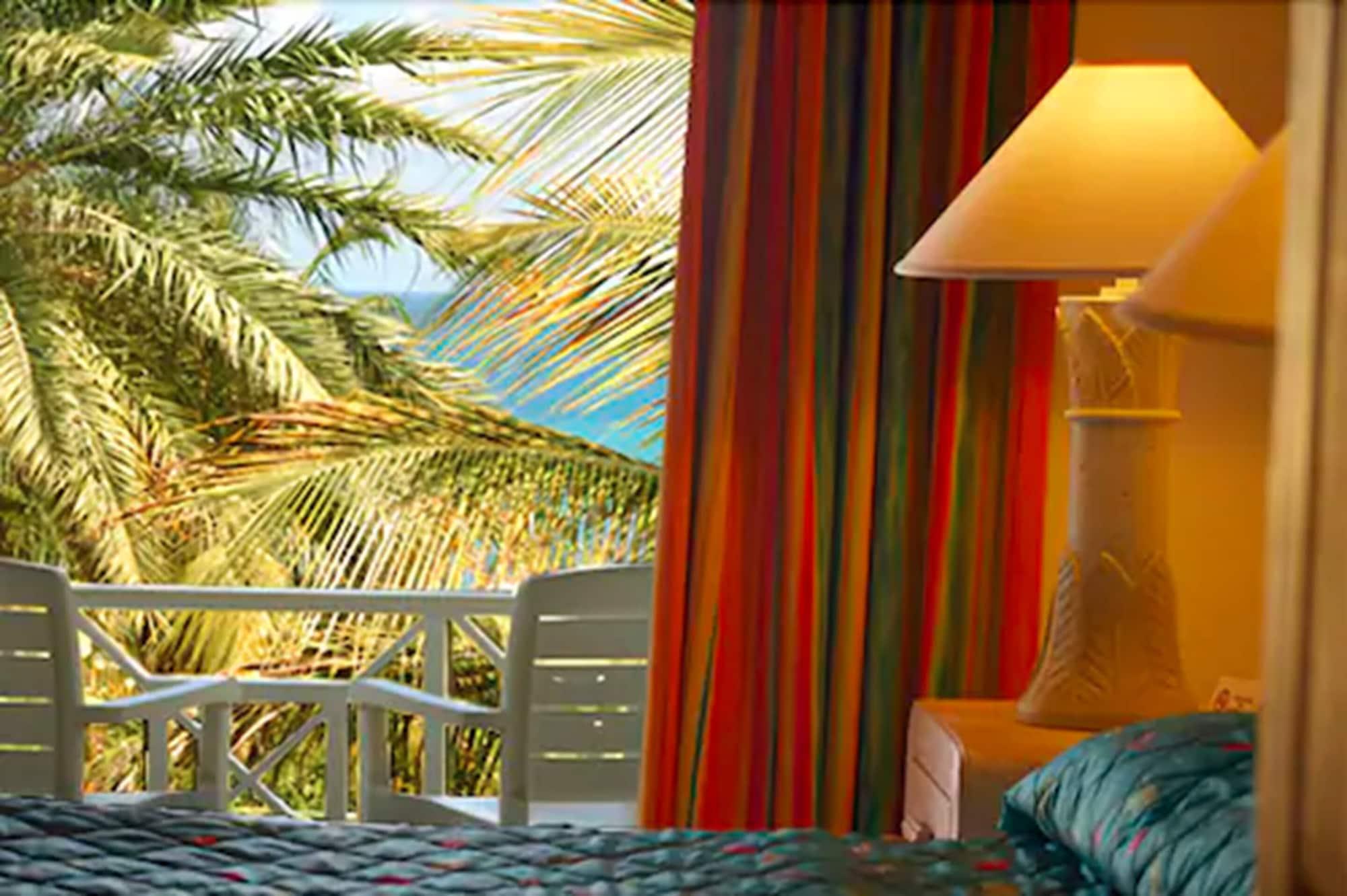 Dickenson Bay Cottages Cedar Grove ภายนอก รูปภาพ