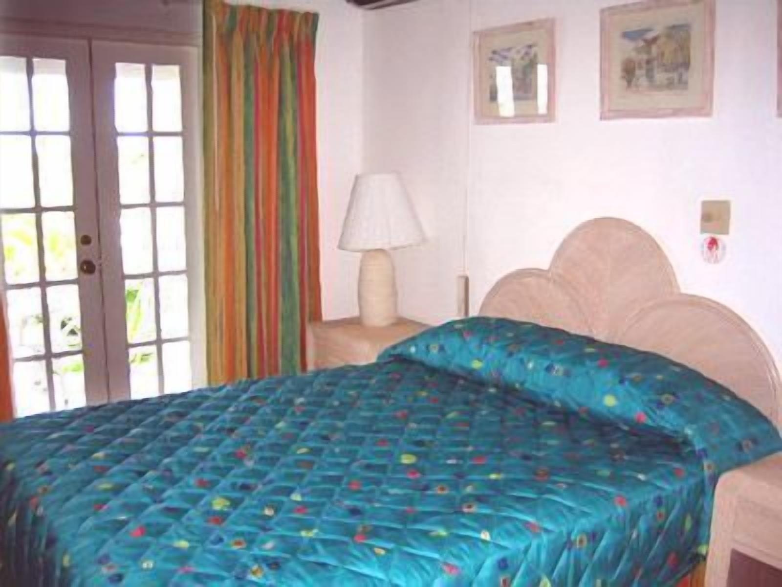 Dickenson Bay Cottages Cedar Grove ภายนอก รูปภาพ