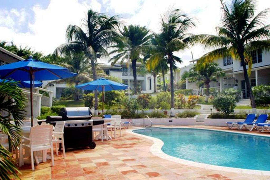 Dickenson Bay Cottages Cedar Grove ภายนอก รูปภาพ
